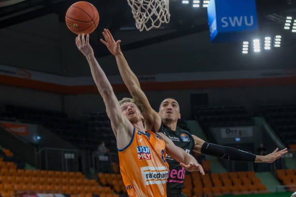 中主动感谢 中主动感谢